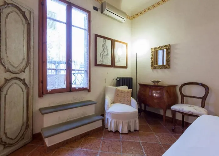 公寓 Vigna Nuova Laura By Florencehospitality Com 佛罗伦萨